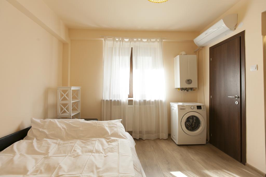 Studio 24 Apartamento Iasi Exterior foto